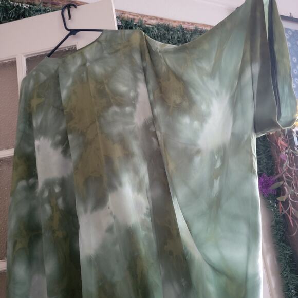 Upstate NY Silk Hand Dyed Ruana/Poncho One Size - Picture 7 of 9